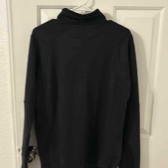 Patagonia 1/4 zip base layer - Picture 7 of 7